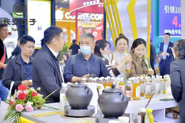 210㎡超大展位人气爆棚，让茶携全线产品闪耀成都春糖