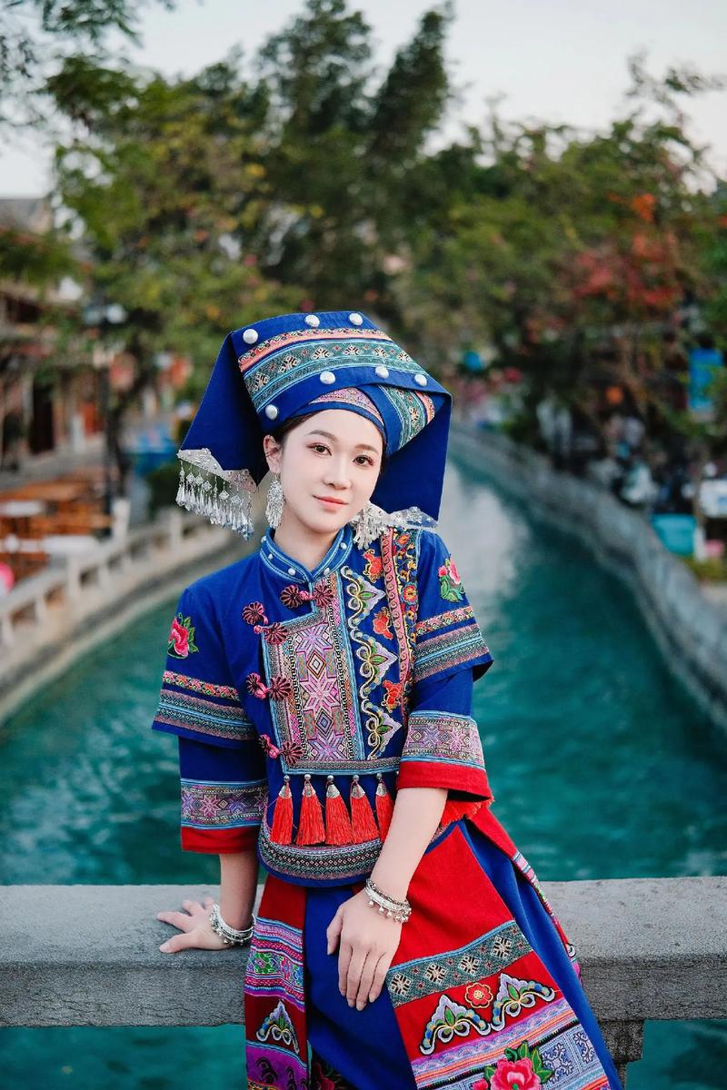 广西三月三民族节庆典，传统服饰惊艳亮相！