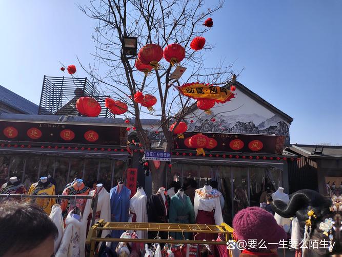 本周六，聊城水上古城将再现古代“簪花祈福”场景！