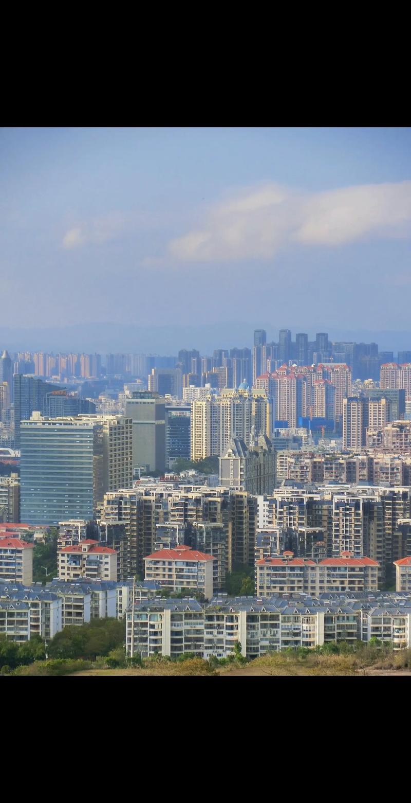 打卡南宁青秀山，感受自然与建筑的和谐美！