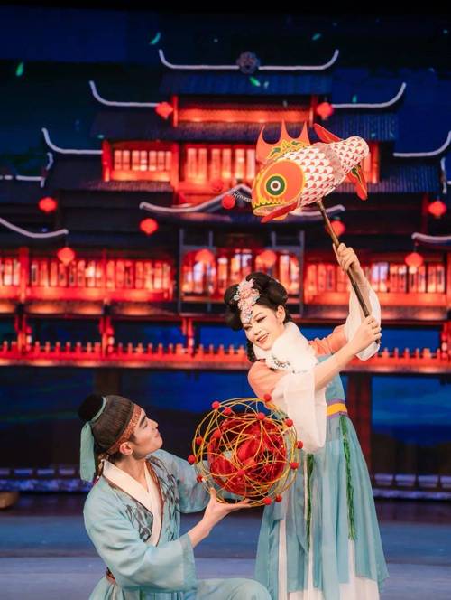 烟雨桃花承古韵 龙灯傩戏舞春风—2025年桃花源文化旅游节暨“桃花源式待客之道”活动月启动仪式图记