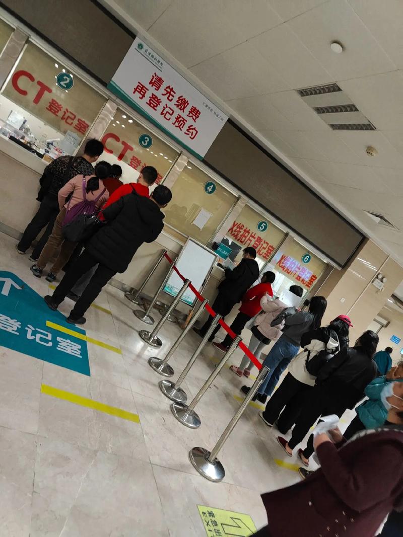 湖北省武汉协和医院现状，今天下午13时30分，大家一起来看看吧