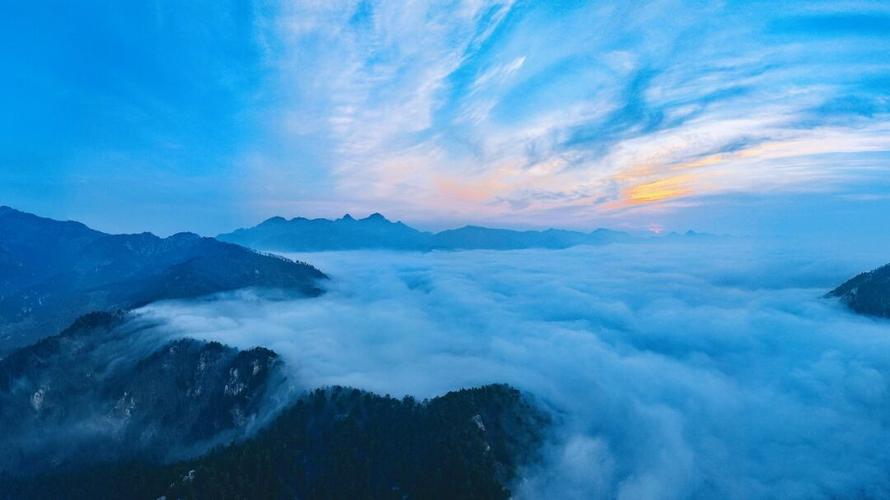 【天全光韵】临大岗之顶，览千嶂层峦 云雾缭绕人间仙境 云海