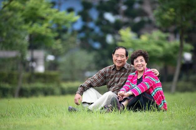 最适合老夫老妻去的4个旅行地，70岁之前争取每个都去一次
