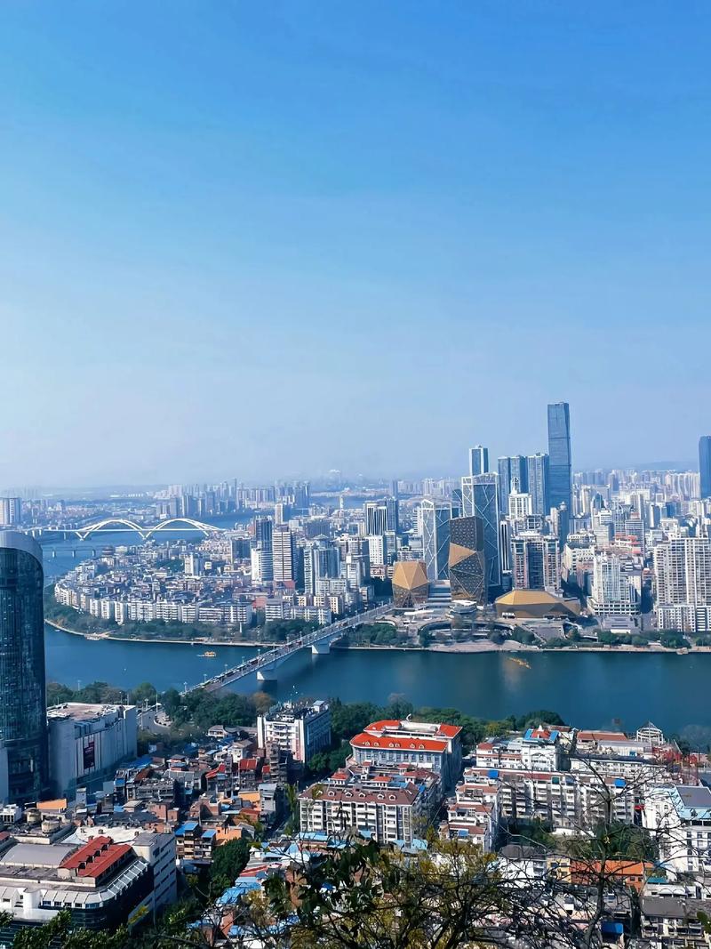 柳州，三线城市，面貌非常漂亮！总要来一趟柳州吧