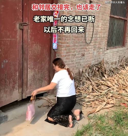 11远嫁女儿两天没接视频电话，爸妈突然从山东赶到河北探望