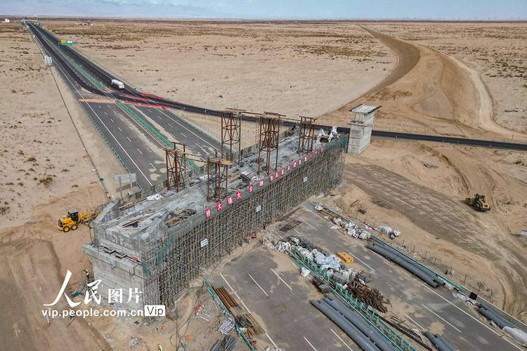新疆：又一铁路项目中标！新疆交建联合中铁二院摘得第一名！