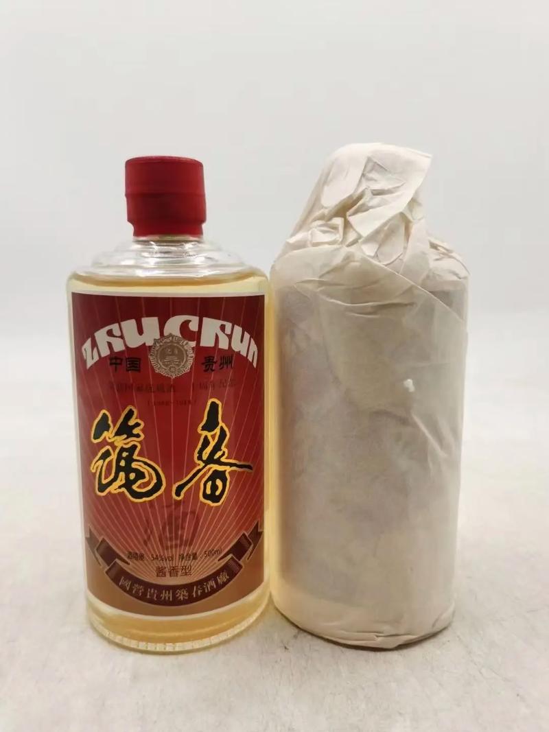 山东55岁一大姐，超30年酒龄，收藏满屋子老酒竟无一款名酒？