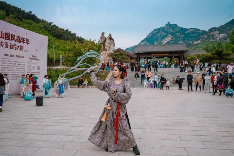 【重磅首发】天蒙景区大型行进式沉浸式实景互动演艺《沂蒙山小调》今日盛大启动！