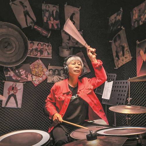 92岁“硬核”鼓手，用鼓点奏响不老人生