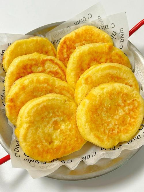 奶香玉米饼这样做，松软香甜，简单易做